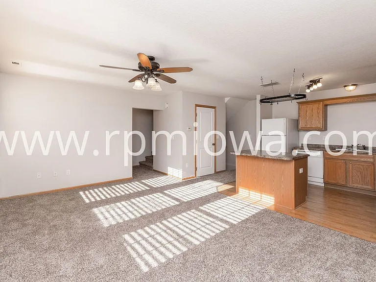 3181 SW Sharmin Ln — Photo 8