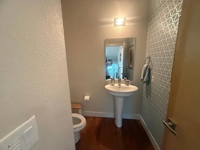 3926 N Yates St — Photo 11