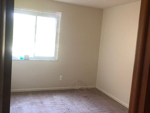 4th image of 21881 River Oaks Dr APT C3