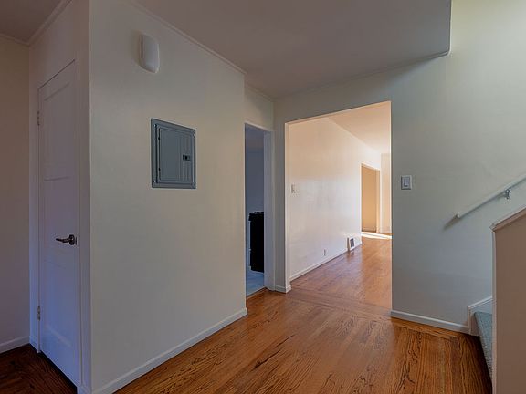 5th image of 1360 Union St