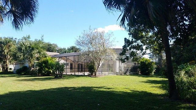 1st image of 4744 Dunbarton Dr