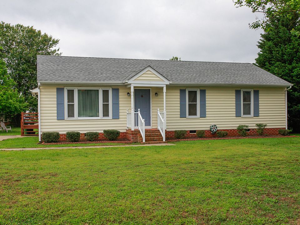 1st image of 6467 Lakevista Cir