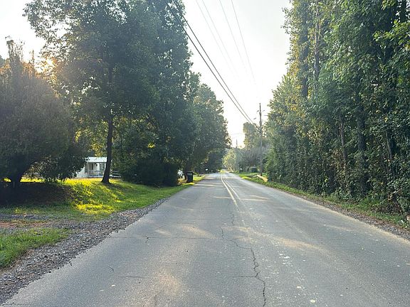 4th image of 128 W Nance Springs Rd