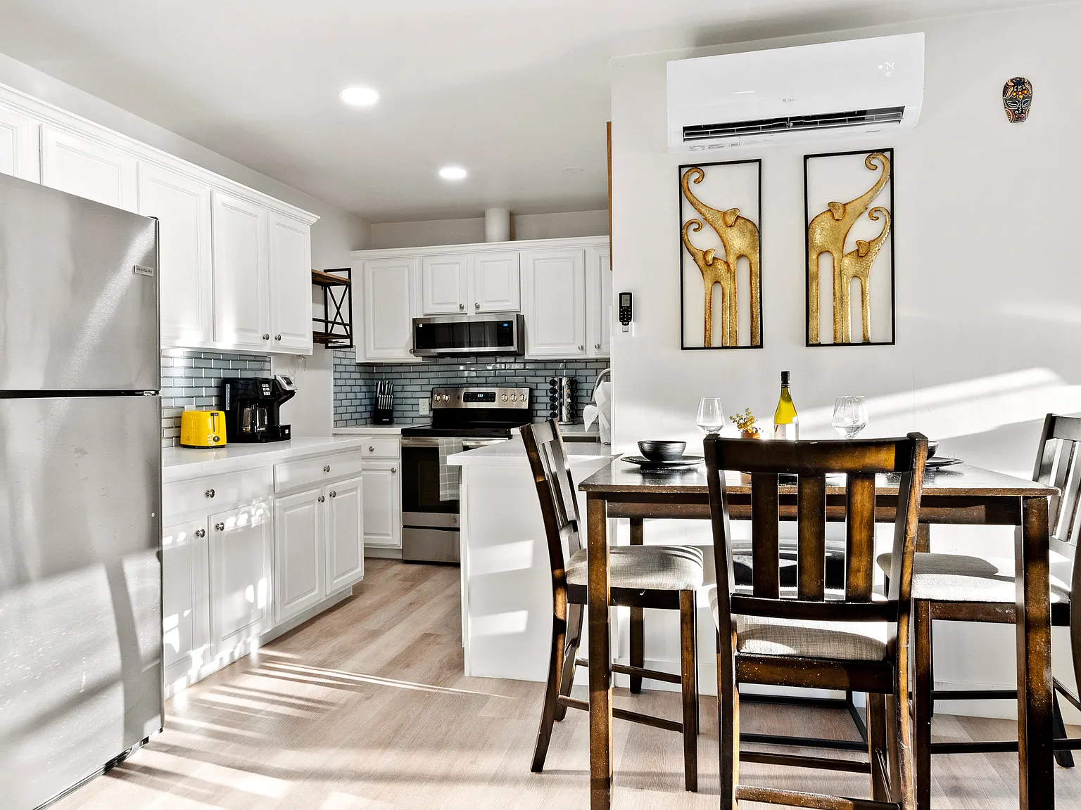 1 bed, 650 sqft, $2,475 — Photo 4