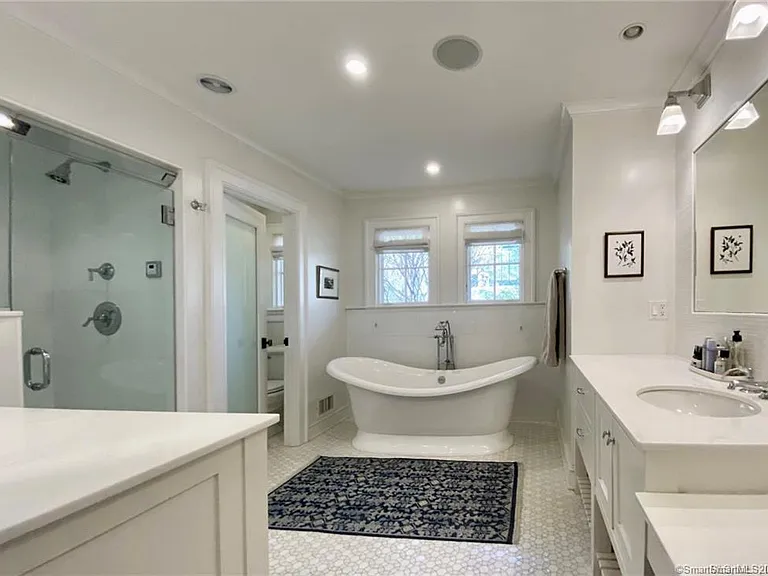 7 Whaling Rd — Photo 17