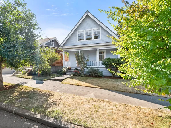 2728 SE Tibbetts St, Portland, OR 97202