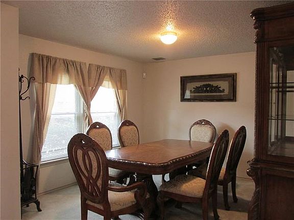 5th image of 5265 Dillon Cir