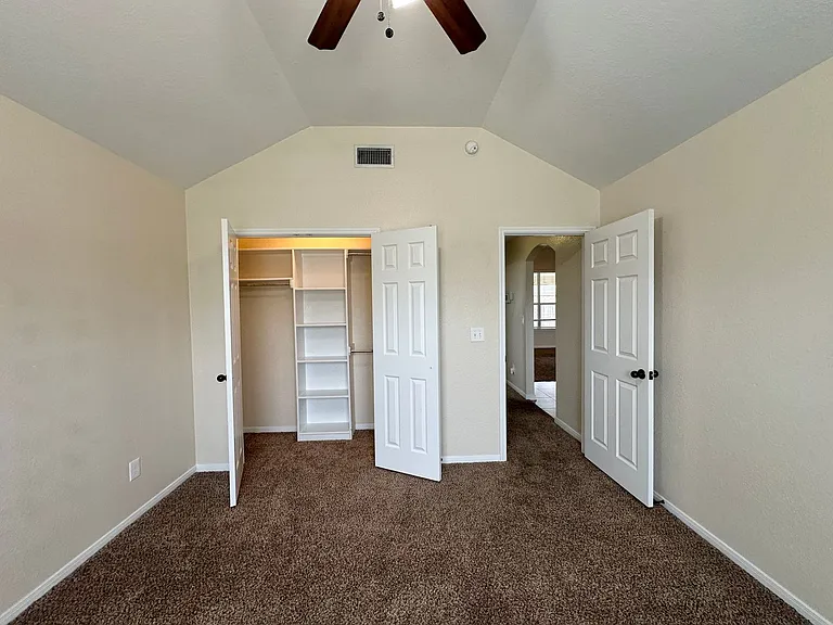 6710 Alvin Dr — Photo 34