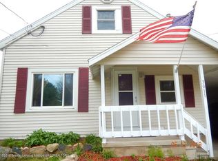 3011 N Cedar St, Lansing, MI 48906