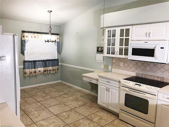 3rd image of 8479 Ibis Cove Cir #M-675