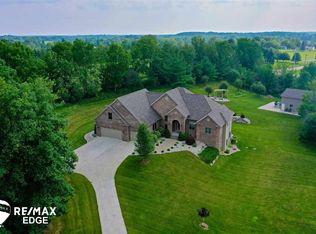 9359 Orchard Valley Ln, Davison, MI 48423