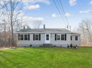 24 Balsam Ln, Kennebunk, ME 04043