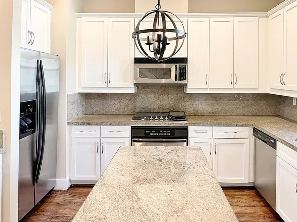 5220 Lillian St, Houston, TX 77007