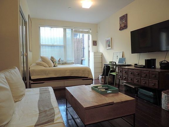 4th image of 146 Orchard St APT 2A