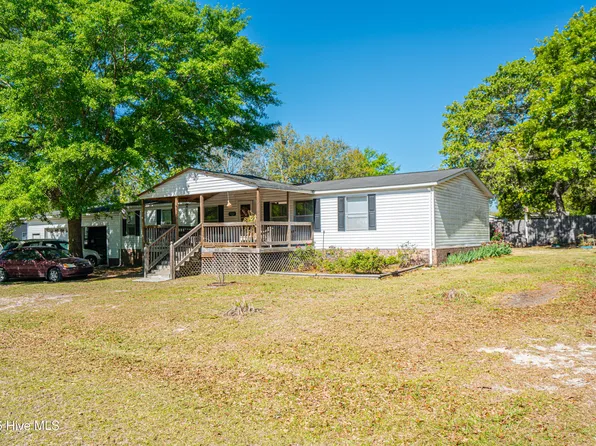 5092 Lakewood Drive SW, Shallotte, NC 28470