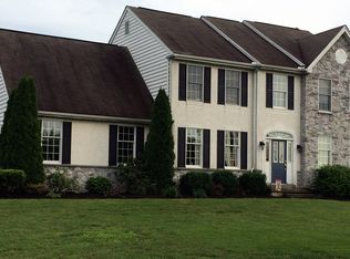 4 Chisel Creek Dr, Landenberg, PA 19350