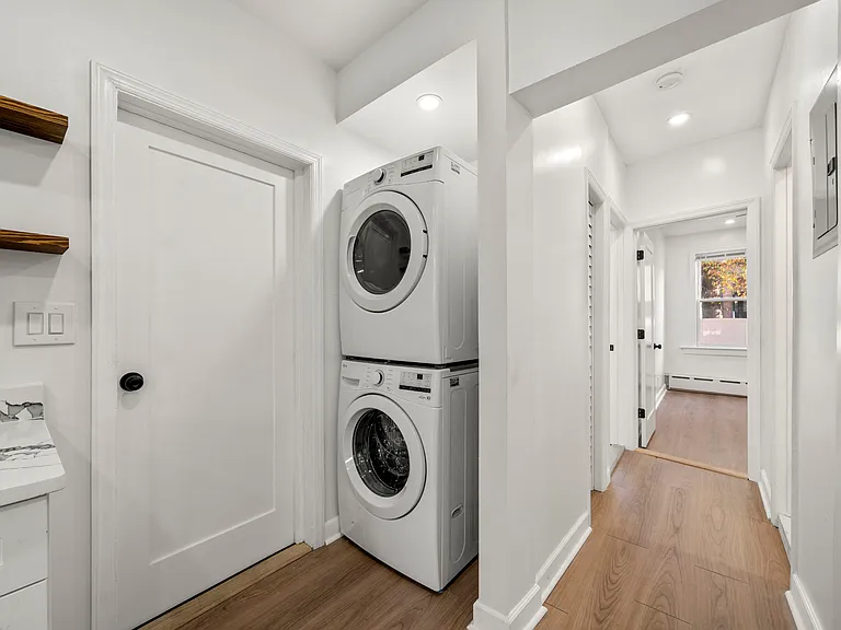 170 Cedar St #1 — Photo 7