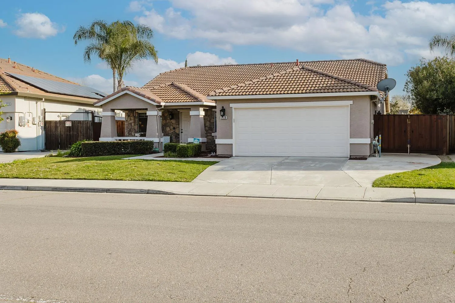 2228 Carol Ann Dr photo 1