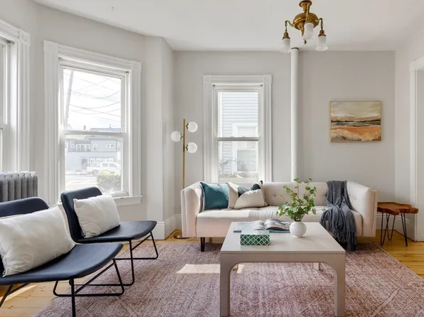 4 Virginia St, Somerville, MA 02145