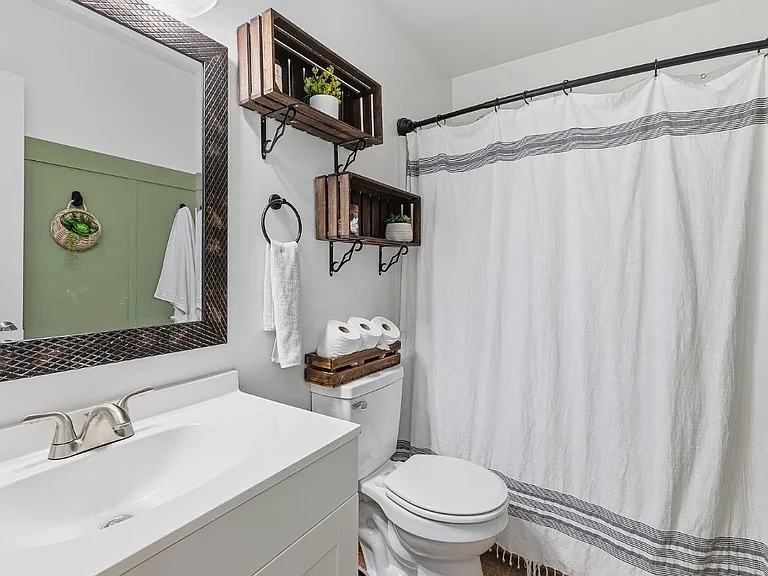5613 Woods Walk Rd — Photo 13