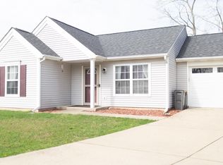 400 E Wylie Farm Rd, Bloomington, IN 47401