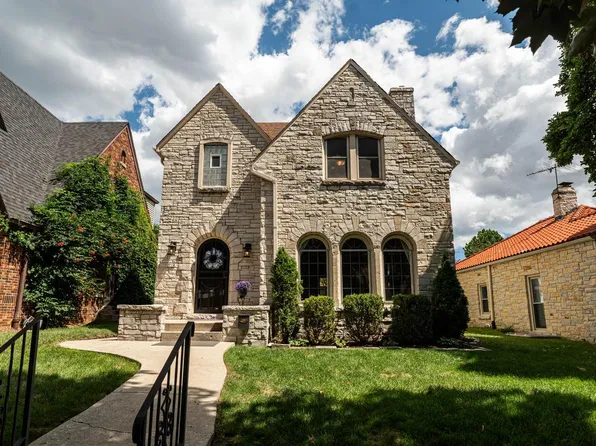 2718 N 67th STREET, Milwaukee, WI 53210