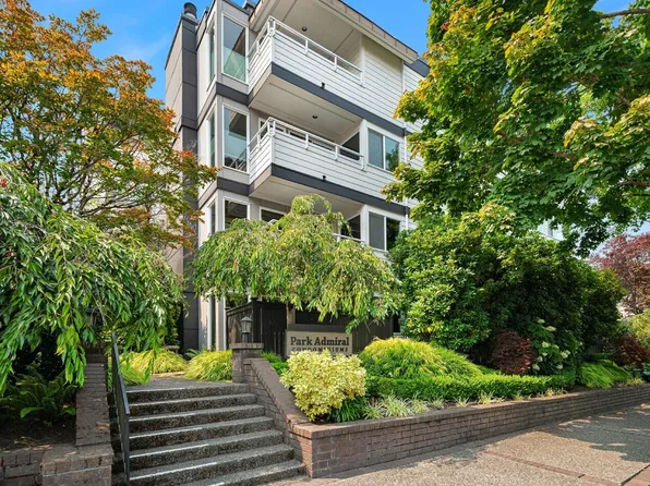2115 California Avenue SW #402, Seattle, WA 98116