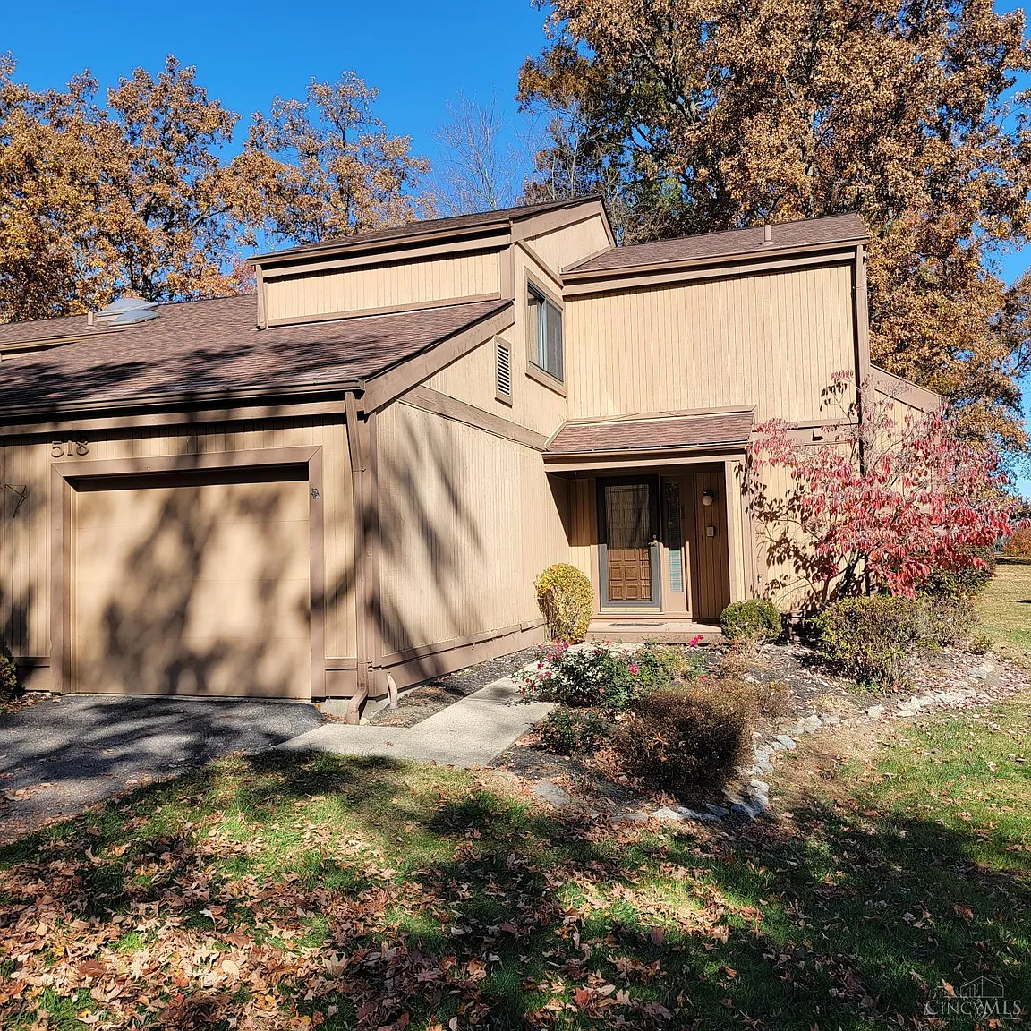 518 Walnut Ln photo 1
