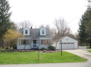 2811 Howell Dr, Poland, OH