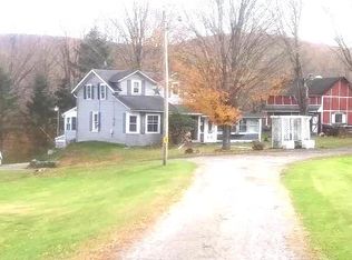 714 S Main St, Union Dale, PA 18470