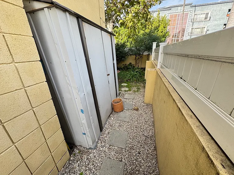 11500 Rochester Ave #11500 — Photo 46