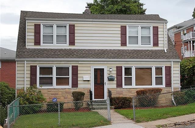 1st image of 39 Roosevelt St