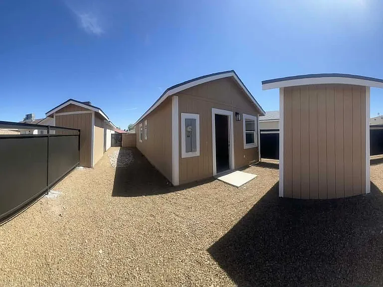 396 Riverfront Dr — Photo 61