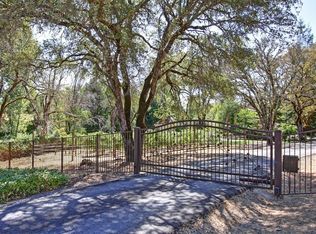 19260 Wolf Glen Ln, Grass Valley, CA 95949