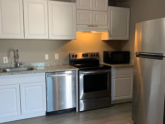 4th image of 619 W Saguaro St #2