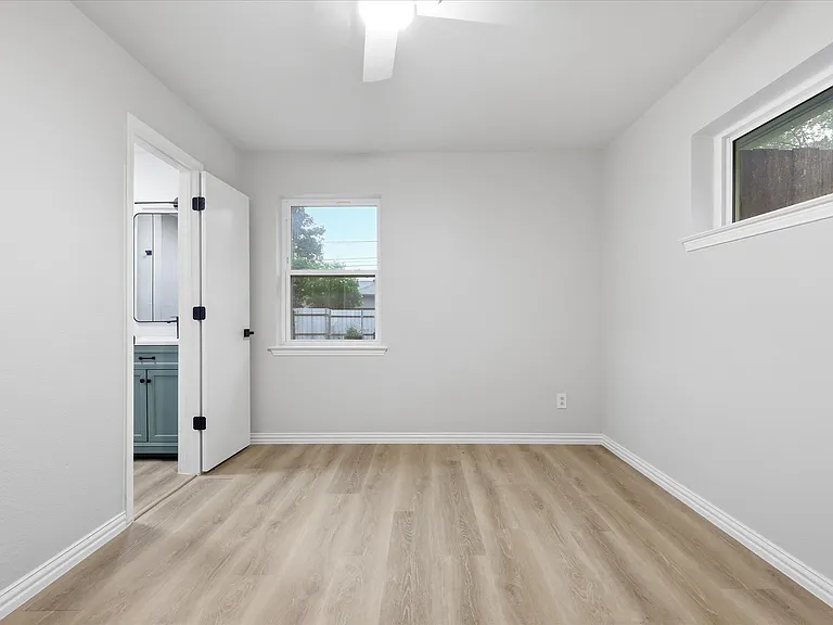 5719 Enchanted Ln — Photo 17