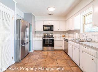 600 S Davis St, Conway, AR 72034