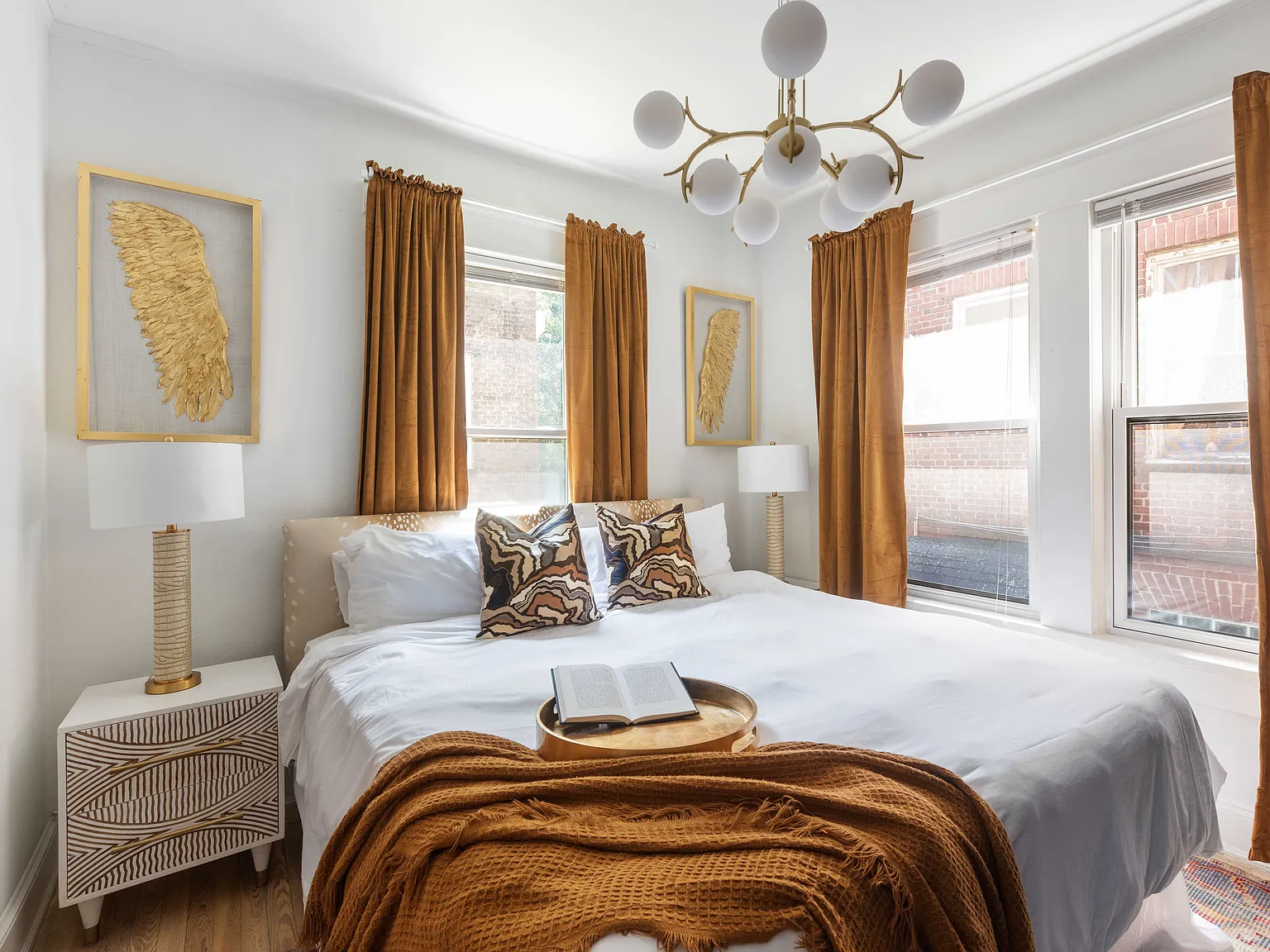 1 bed, 800 sqft, $1,900 — Photo 2