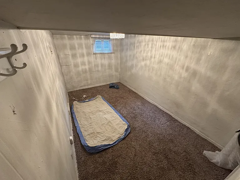 1020 NE Indiana St — Photo 11