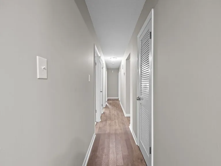 615 Wallingford Ct — Photo 15