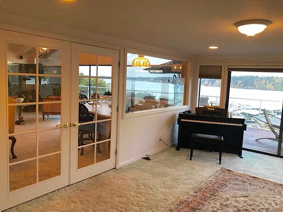 bedroom/office