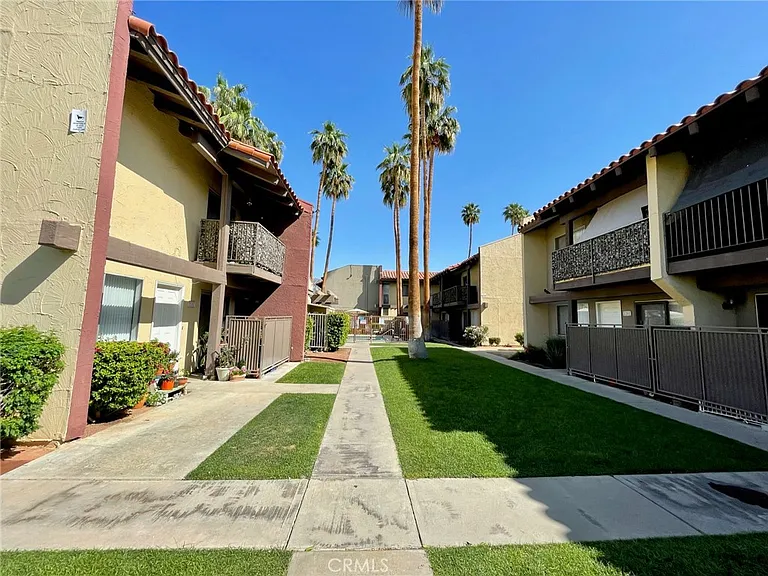 51080 Eisenhower Dr #27 — Photo 6