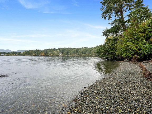 3rd image of 7002 E Sooke Rd