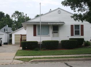 211 Bastogne Ave, Mishawaka, IN 46545