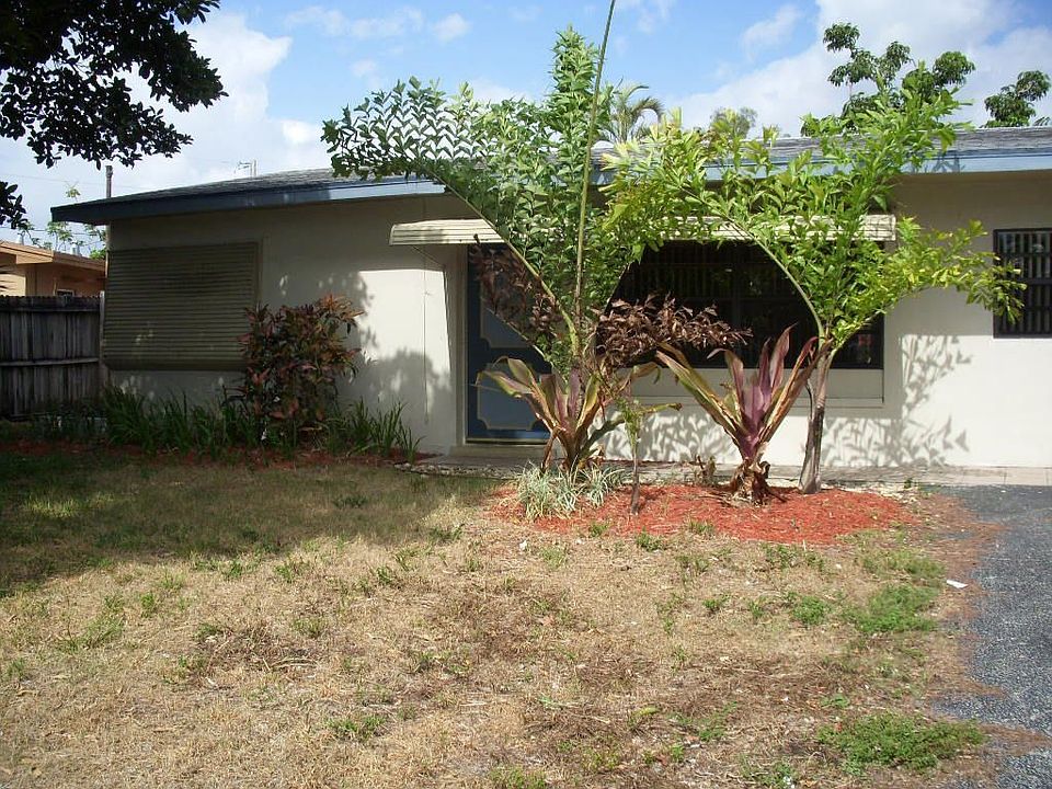1st image of 4331 NE 13th Ave