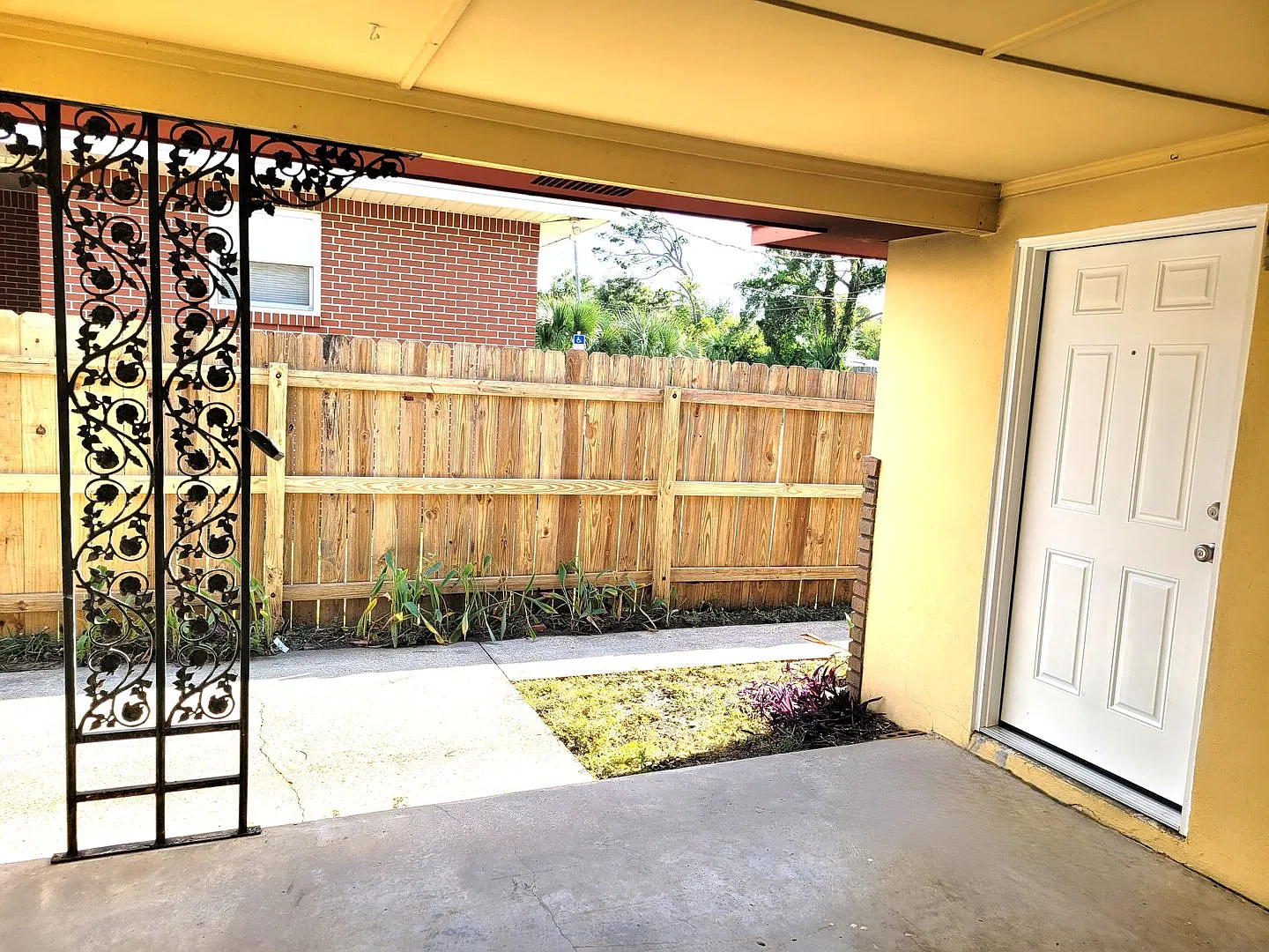 Downtown Panama City! 1 Bedroom 1 Bath Home! — Photo 3
