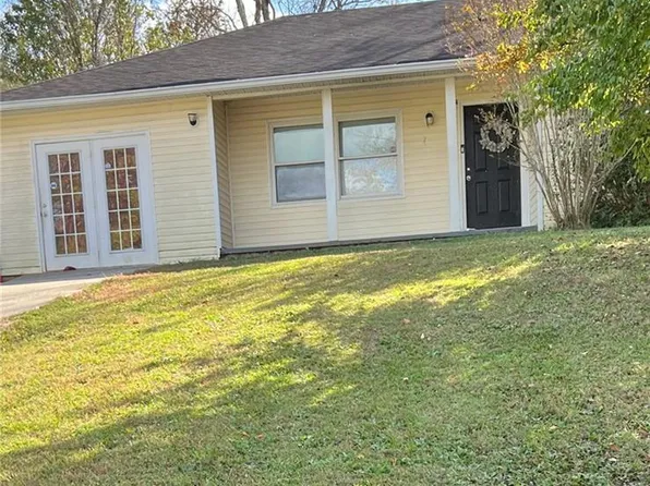 304 Deerfield Dr, Jonesboro, GA 30238