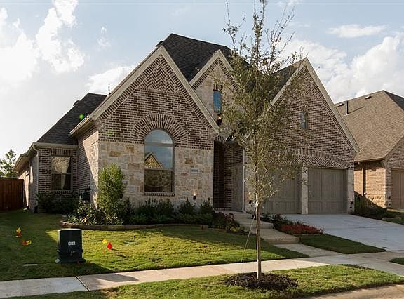 2nd image of 8908 Honeysuckle Dr