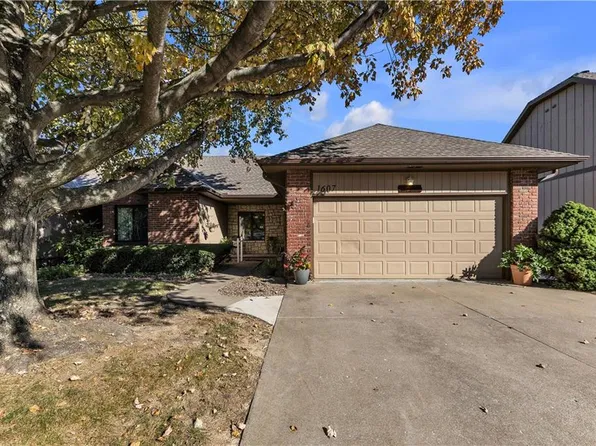 1607 Buckingham St, Saint Joseph, MO 64506