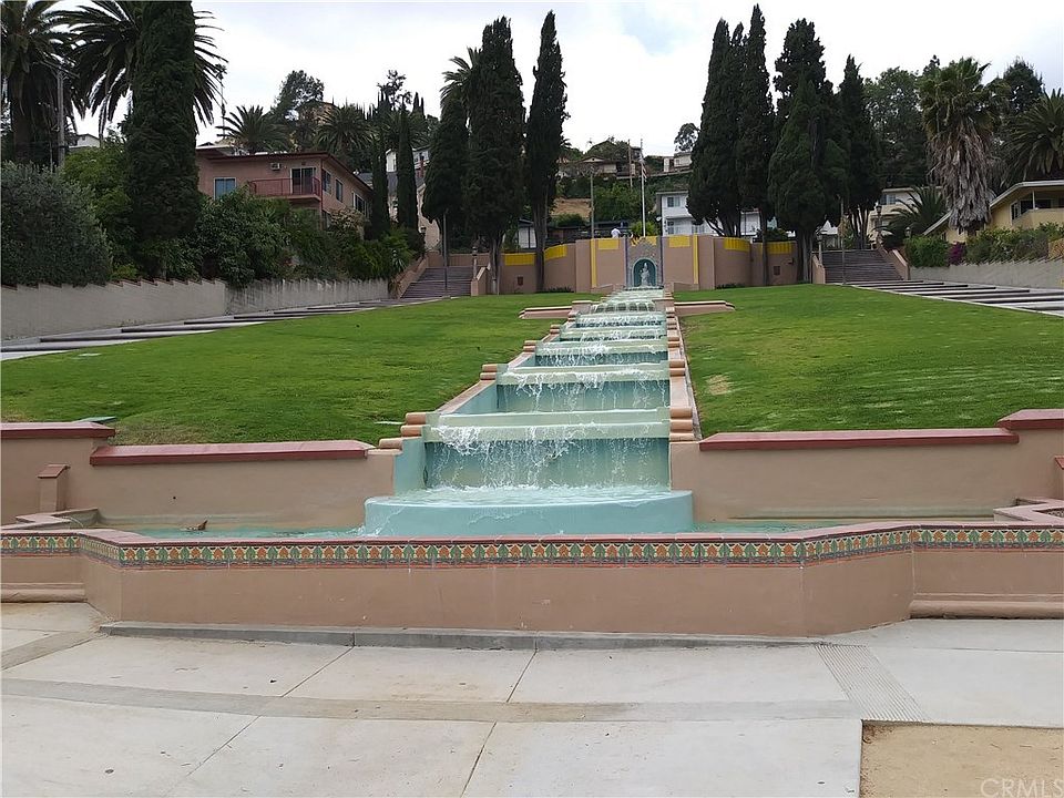1st image of 616 De La Fuente St